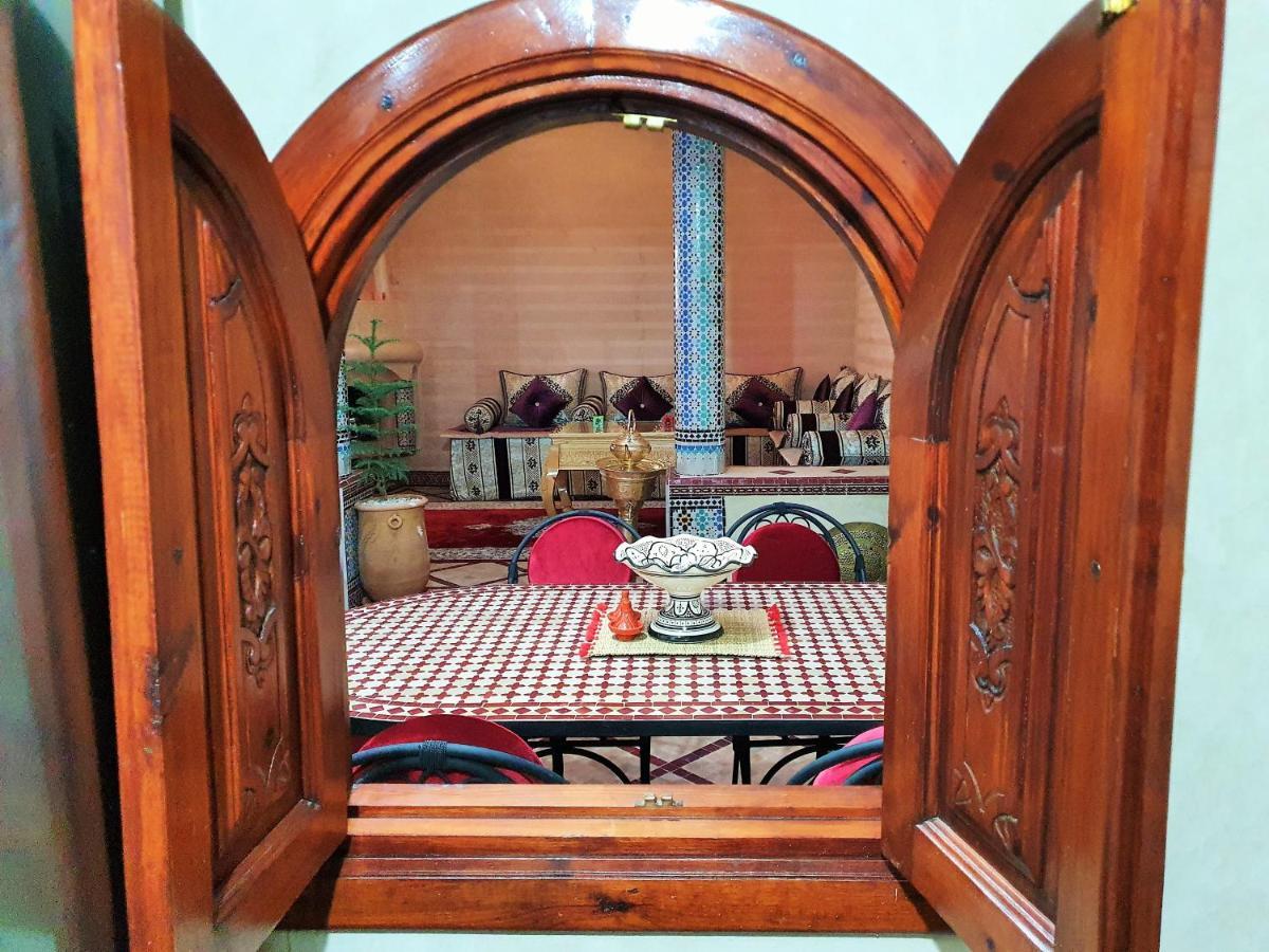 Charmant Riad Au Coeur De Marrakech มาร์ราเกช ภายนอก รูปภาพ