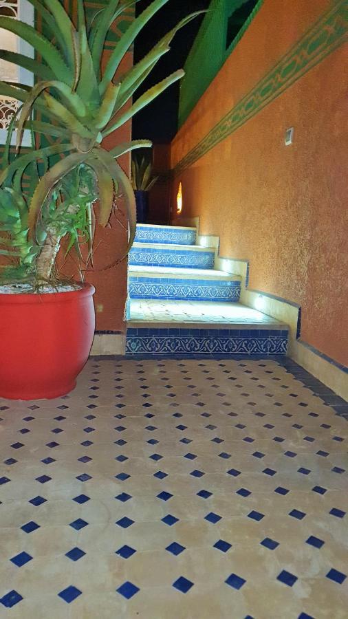 Charmant Riad Au Coeur De Marrakech มาร์ราเกช ภายนอก รูปภาพ