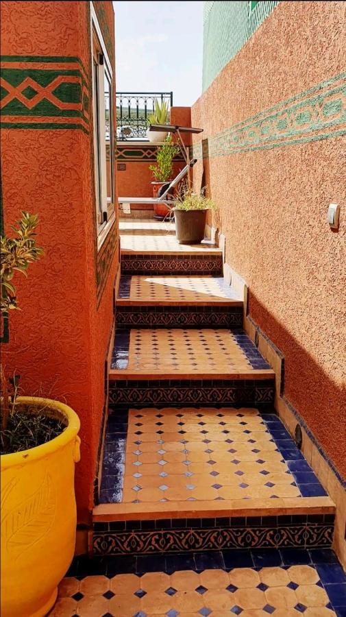 Charmant Riad Au Coeur De Marrakech มาร์ราเกช ภายนอก รูปภาพ