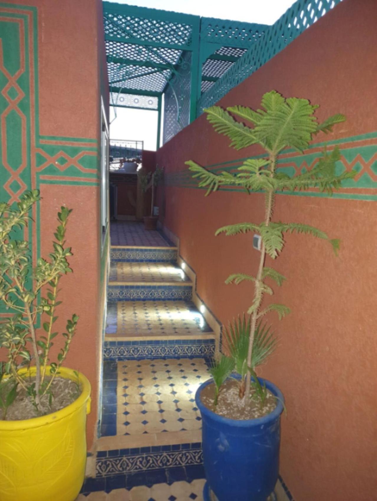 Charmant Riad Au Coeur De Marrakech มาร์ราเกช ภายนอก รูปภาพ
